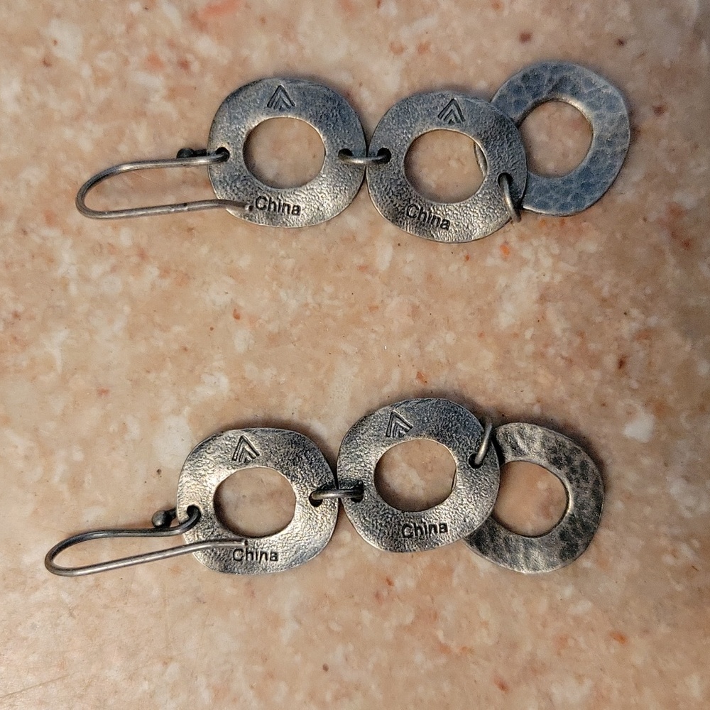 SILPADA Oxidized Hammered Sterling Circle Earrings W1861 - Picture 3 of 3